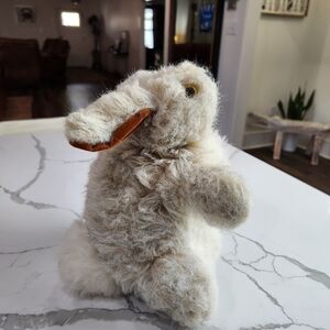 VINTAGE 1977 Russ Berrie THUMPITY Puppet Rabbit